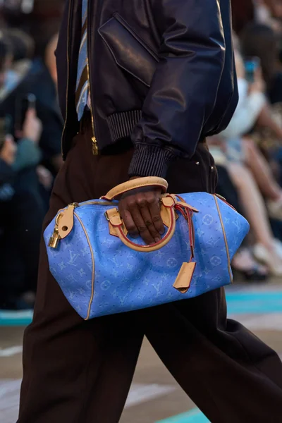 Look 21